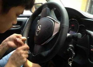 汽車內(nèi)飾飾品 必要點(diǎn)綴還是潛在風(fēng)險？為您詳解安全裝飾選擇