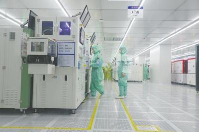 雙橋經開區經發局 加快特色產業高地培育，光電設備產業助推大足工業經濟“主戰場”建設
